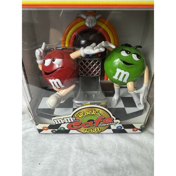 M&M Rock Café Roll Candy Dispenser Jukebox Red & Green Characters 1980s - Picture 8 of 10